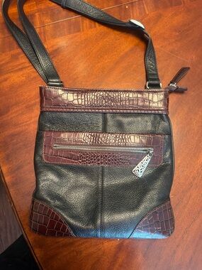 Brighton Brown Leather Wristlet with Patterned Fabric Lining
